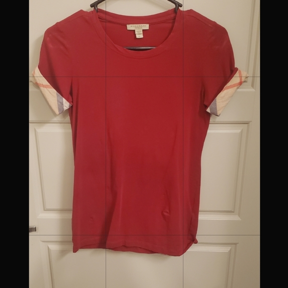 SOLD Burberry tee - Picture 1 of 2